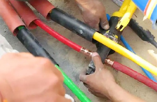 YTTW電纜頭壓接工藝(圖1)